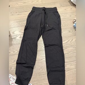 Women’s lululemon joggers